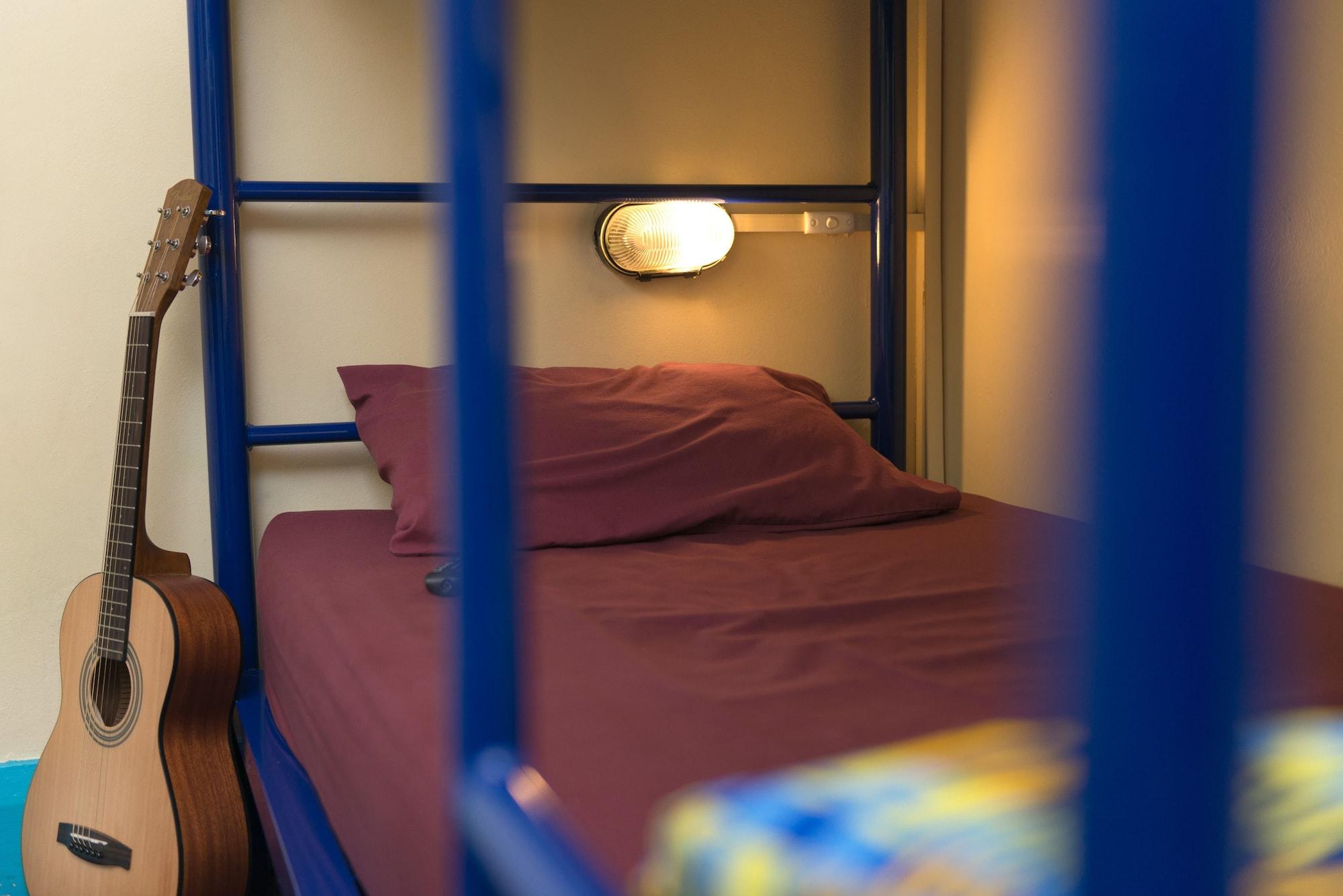Mad Monkey Potts Point Hostel Sydney Exterior photo