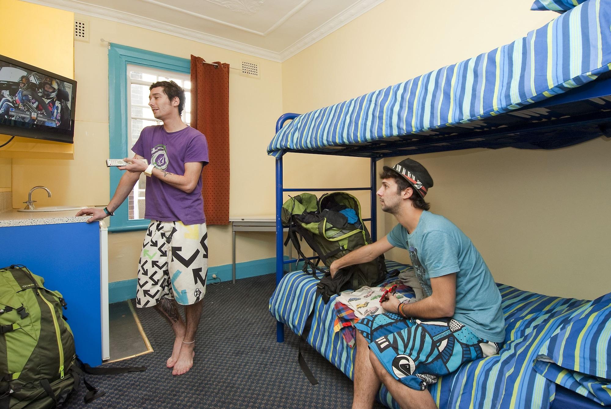 Mad Monkey Potts Point Hostel Sydney Exterior photo